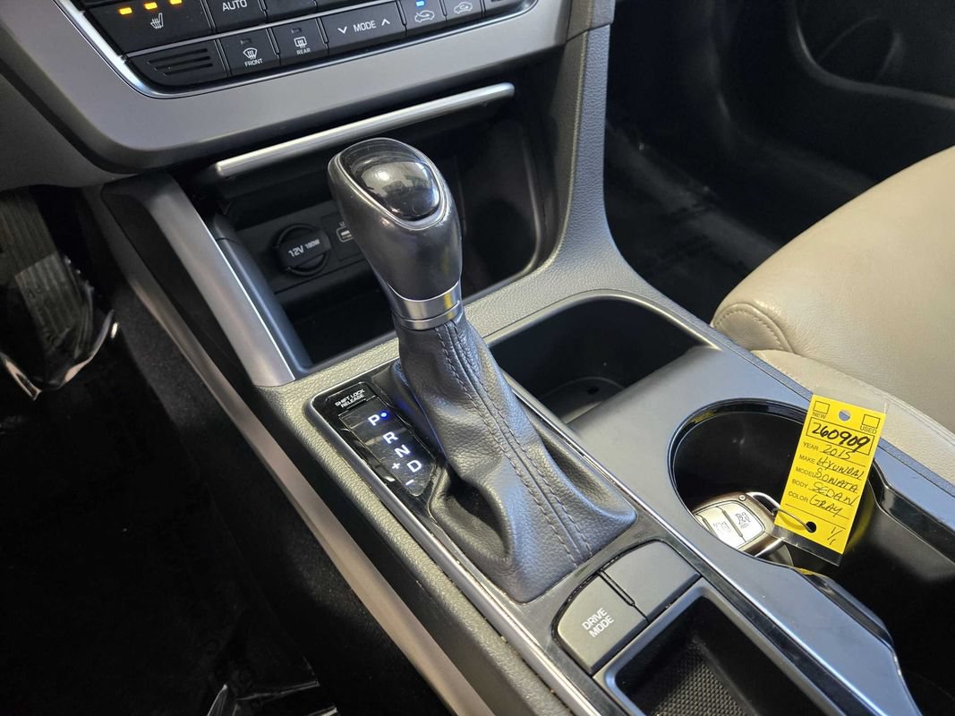 Used 2015 Hyundai Sonata Sport w/ Option Group 03 FWD image 19