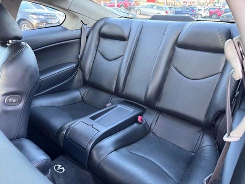 Used 2009 INFINITI G37 x Coupe w/ Premium Pkg image 16