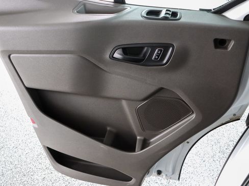 Used 2023 Ford Transit 350 XLT image 22