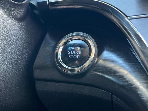 Used 2016 Toyota Avalon image 33