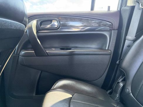 Used 2017 Buick Enclave Leather FWD image 14