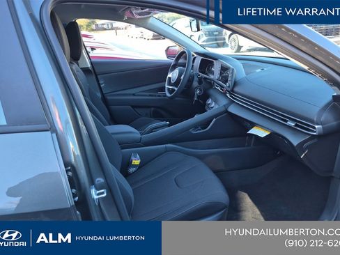 New 2026 Hyundai Elantra SE w/ Cargo Package FWD image 20