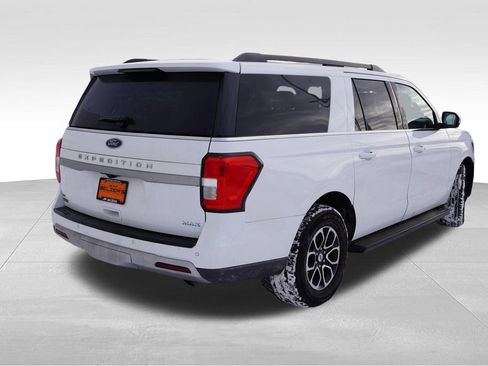 Certified 2024 Ford Expedition Max XLT image 6