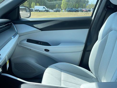 New 2026 Jeep Cherokee Laredo AWD/4WD image 22