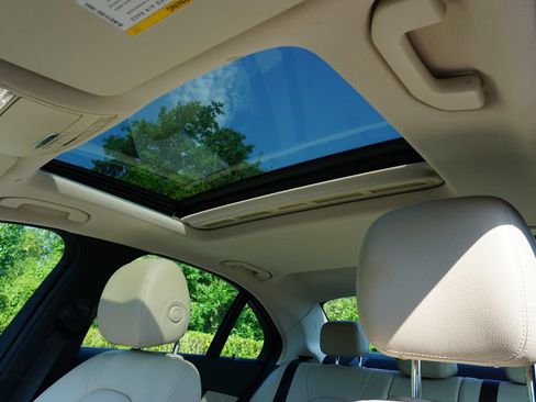 Certified 2020 Mercedes-Benz C 300 4MATIC Sedan image 14