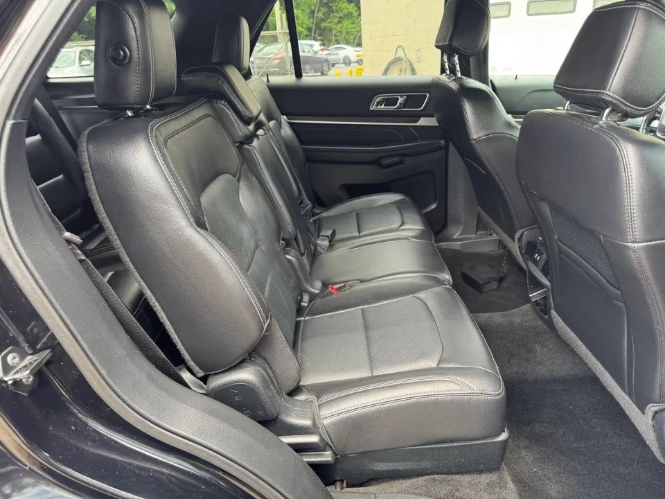Used 2017 Ford Explorer Limited AWD/4WD image 16
