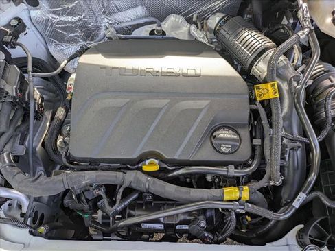 Used 2026 Chevrolet Trax LT FWD image 21