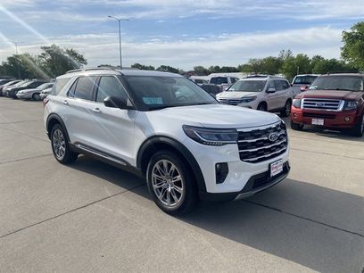 Used 2025 Ford Explorer Active w/ Active Comfort Package