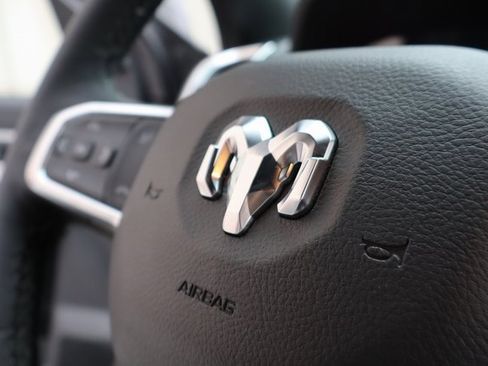 Used 2025 RAM 2500 Big Horn image 33