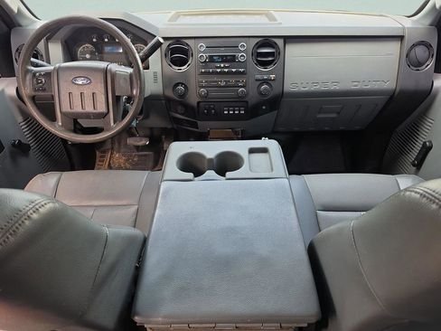 Used 2016 Ford F250 XL w/ XL Value Package AWD/4WD image 14