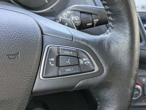 Used 2017 Ford Escape Titanium w/ Canadian Touring Package AWD/4WD image 25