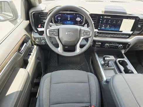 New 2026 Chevrolet Silverado 1500 RST w/ Z71 Off-Road Package AWD/4WD image 7