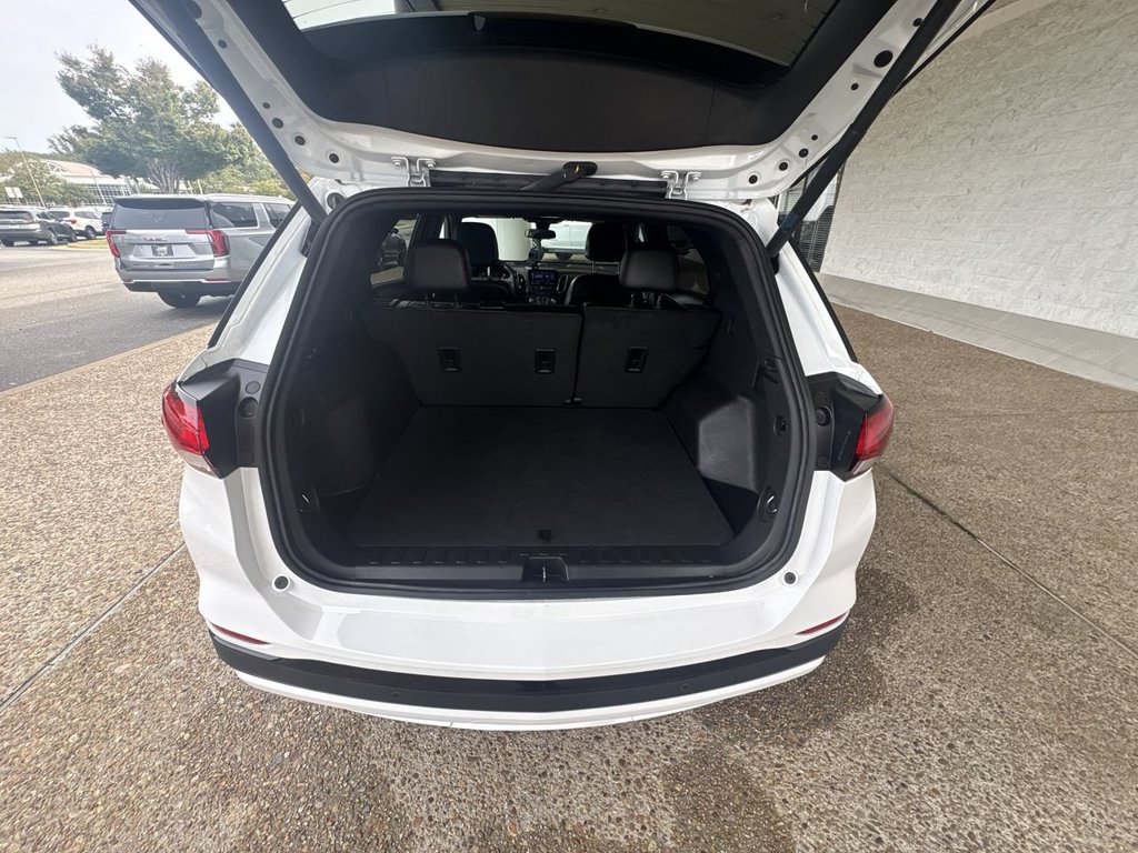 Certified 2024 Chevrolet Equinox RS w/ RS Leather Package FWD image 25