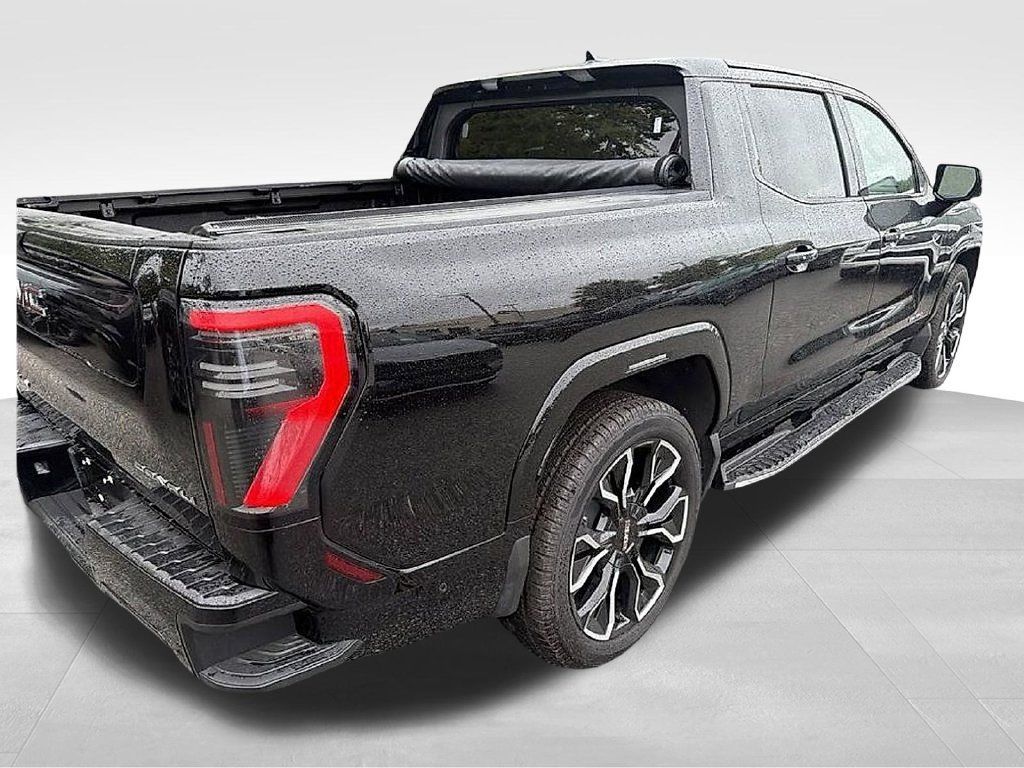 Used 2026 GMC Sierra EV Denali AWD/4WD image 4