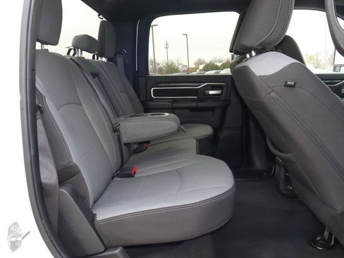 Used 2024 RAM 2500 Big Horn image 25