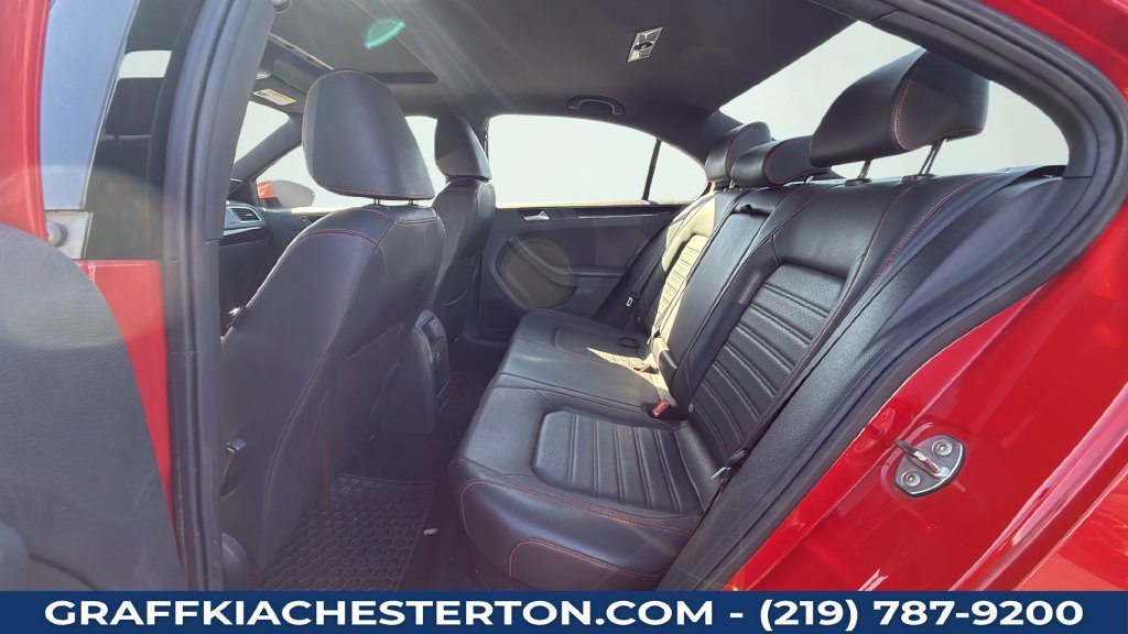 Used 2017 Volkswagen Jetta GLI FWD image 16