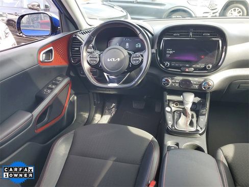 Used 2023 Kia Soul GT-Line w/ GT-Line Technology Package image 11