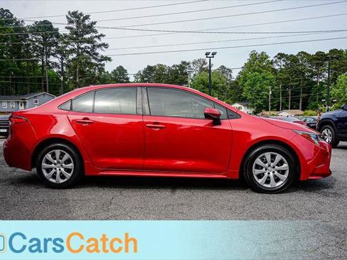 Used 2020 Toyota Corolla LE FWD image 9