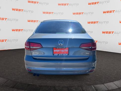 Used 2018 Volkswagen Jetta S FWD image 4