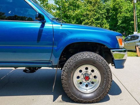 Used 1994 Toyota Pickup DX AWD/4WD image 11