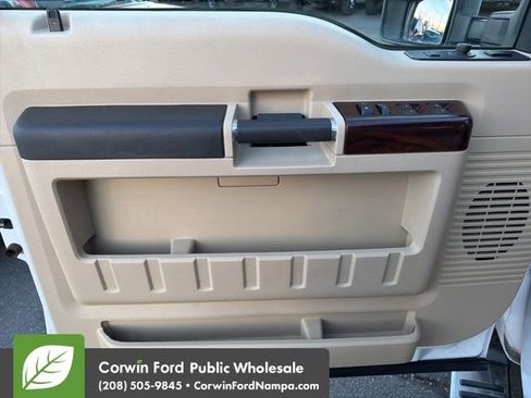Used 2010 Ford F350 Lariat image 14