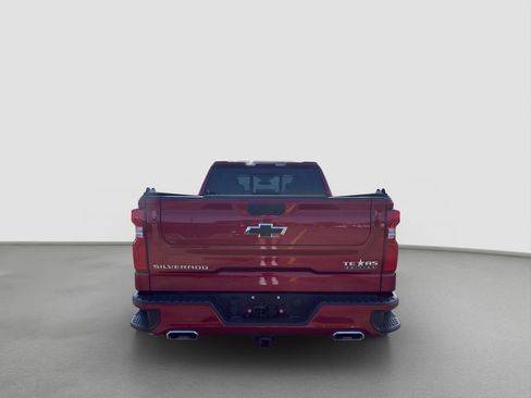 Used 2025 Chevrolet Silverado 1500 RST w/ Convenience Package II AWD/4WD image 5
