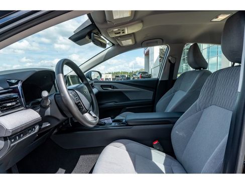 Used 2026 Toyota Camry LE w/ Convenience Package FWD image 11