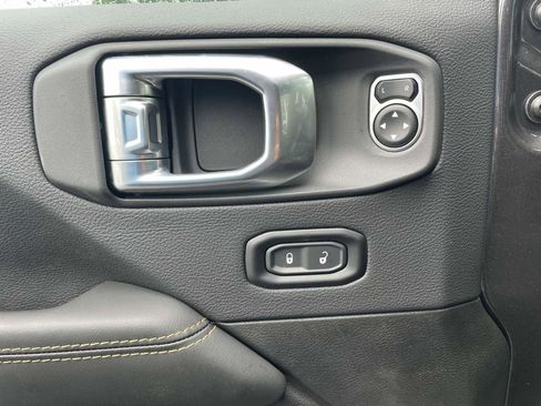 New 2025 Jeep Wrangler Sahara w/ Safety Group AWD/4WD image 27