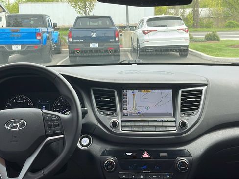 Used 2018 Hyundai Tucson SEL Plus AWD/4WD image 24