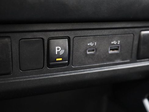 Used 2022 Nissan Frontier S w/ Technology Package RWD image 38
