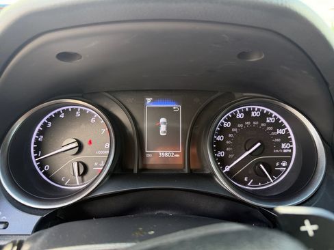 Used 2024 Toyota Camry SE FWD image 14