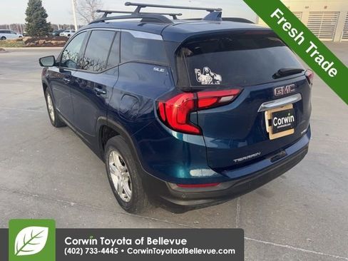 Used 2020 GMC Terrain SLE w/ Driver Convenience Package image 9