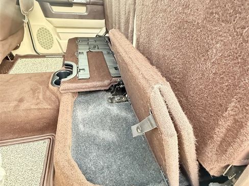 Used 2018 RAM 3500 Laramie Longhorn w/ Longhorn Southfork Package image 36