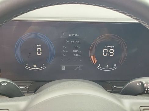 Certified 2024 Hyundai Kona SEL FWD image 9