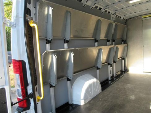 Used 2023 RAM ProMaster 3500 w/ Driver Convenience Group FWD image 19