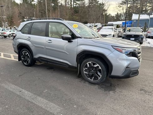 Used 2025 Subaru Forester Limited image 8