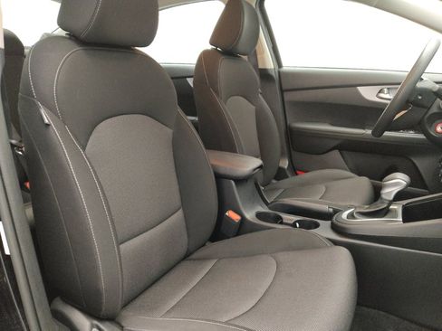 Used 2024 Kia Forte LXS w/ LXS Technology Package image 21