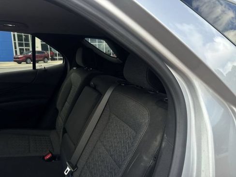 Used 2022 Chevrolet Equinox LT FWD image 26