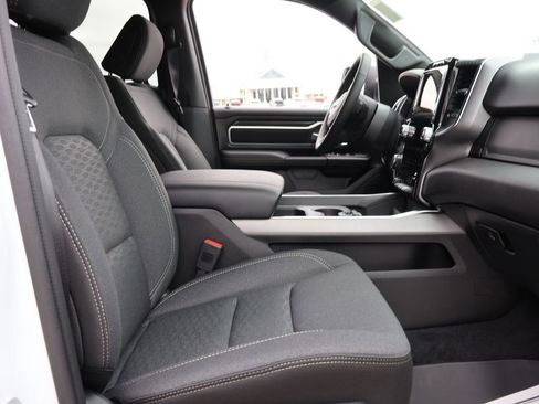 New 2026 RAM 1500 Big Horn AWD/4WD image 9