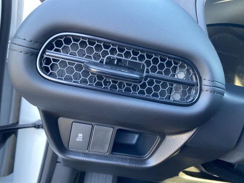 New 2026 Honda HR-V LX image 22