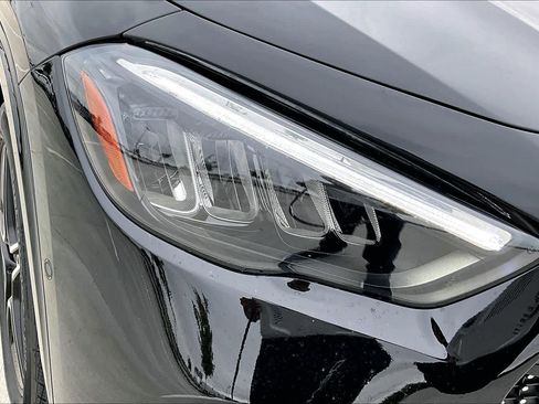 Used 2025 Mercedes-Benz GLA 250 image 24