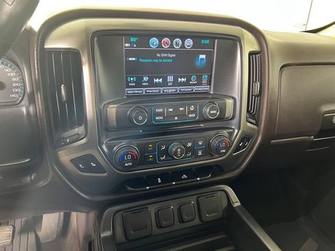Used 2018 Chevrolet Silverado 1500 LT w/ Texas Edition RWD image 18