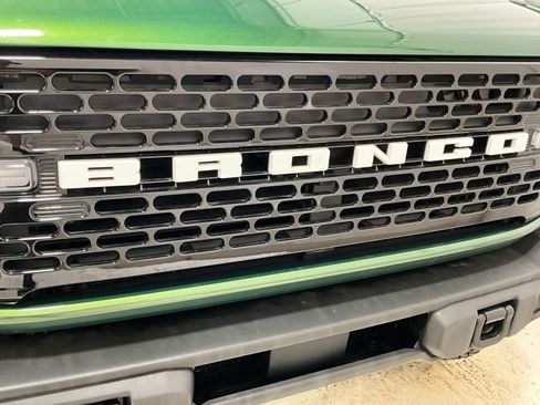 Used 2023 Ford Bronco Wildtrak AWD/4WD image 29