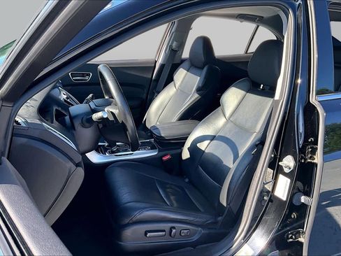 Used 2018 Acura TLX w/ Technology Package FWD image 8