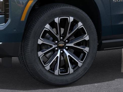 New 2026 Chevrolet Suburban High Country RWD image 9