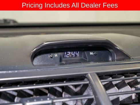 Used 2012 Toyota Camry FWD image 12