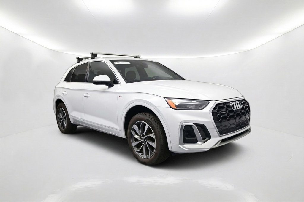 Used 2022 Audi Q5 2.0T Premium Plus w/ Premium Plus Package AWD/4WD image 2