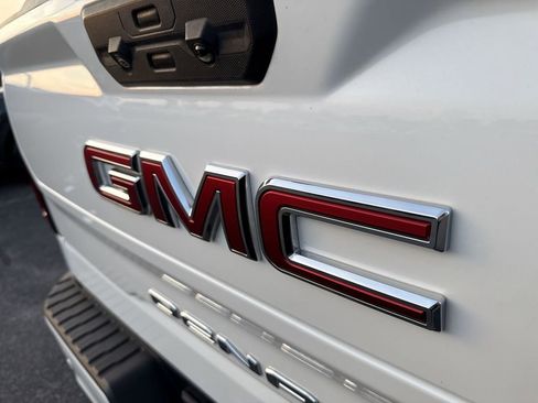 Certified 2022 GMC Sierra 1500 Denali w/ Technology Package image 38