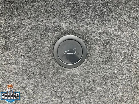 Used 2022 Tesla Model S AWD/4WD image 11