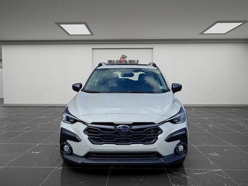 Certified 2024 Subaru Crosstrek 2.5i Limited w/ Crosstrek Mirror Package image 3